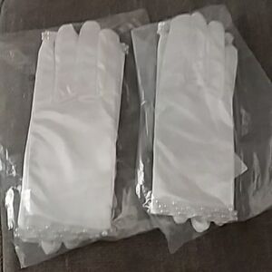 White Satin Pearl-Trim Party Gloves - Classic Formal Accessory